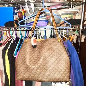 Michael kors handbag